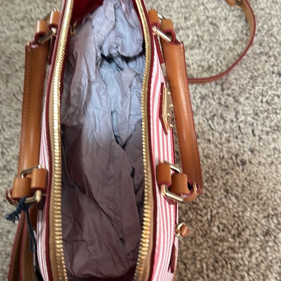🆕Dooney Bourke Handbag/ Wallet🎄 - Picture 5 of 6